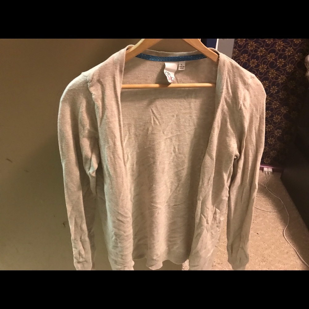 Off white cardigan with buttons